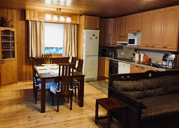 بيت للعطل Mannimaatila Uni Lux